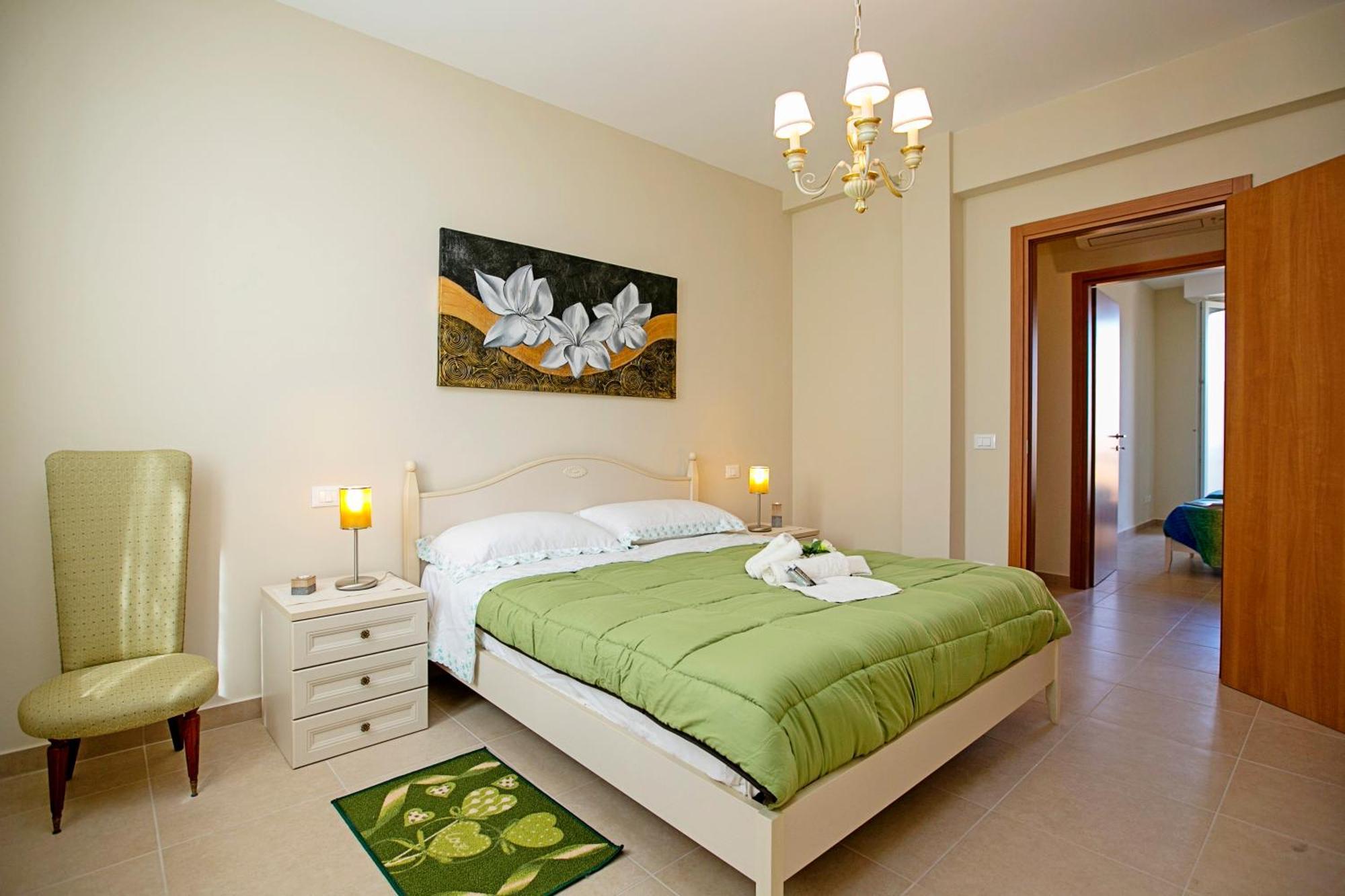 Villa Mimosa - Appartamento 2 - Happy Rentals 代森扎诺-德尔加达 外观 照片
