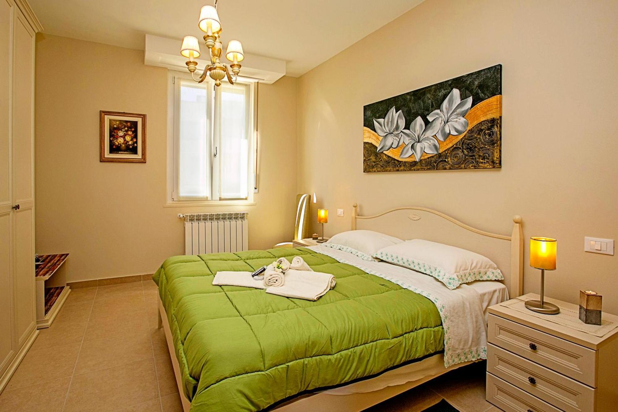 Villa Mimosa - Appartamento 2 - Happy Rentals 代森扎诺-德尔加达 外观 照片
